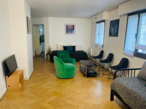 Beautiful 45 m2 private apartment in Paris Montparnasse